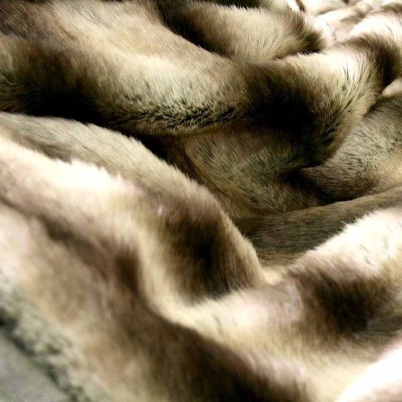 Tissu Fausse Fourrure (synthétique) poils longs Husky Tissu Fausse Fourrure (synthétique) poils longs Husky
