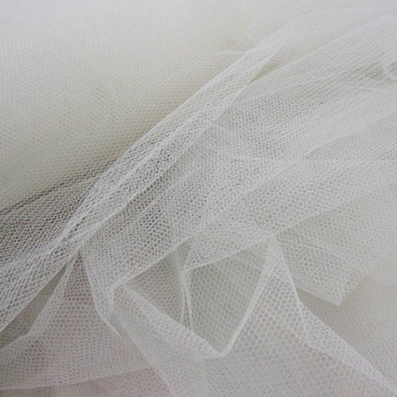 Tulle rouleau 40m - Ivoire Tulle rouleau 40m - Ivoire