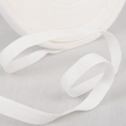 Sergé 100 % polyester - blanc