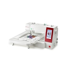Brodeuse Elna eXpressive 830 Créative Edition avec écran tactile couleur HD, offre un vaste champ de broderie