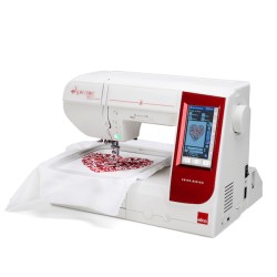 Machine à coudre et à broder eXpressive 850 avec écran LCD et grand espace de travail